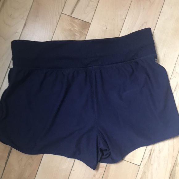 Athletic Works Shorts - Picture 2 of 2